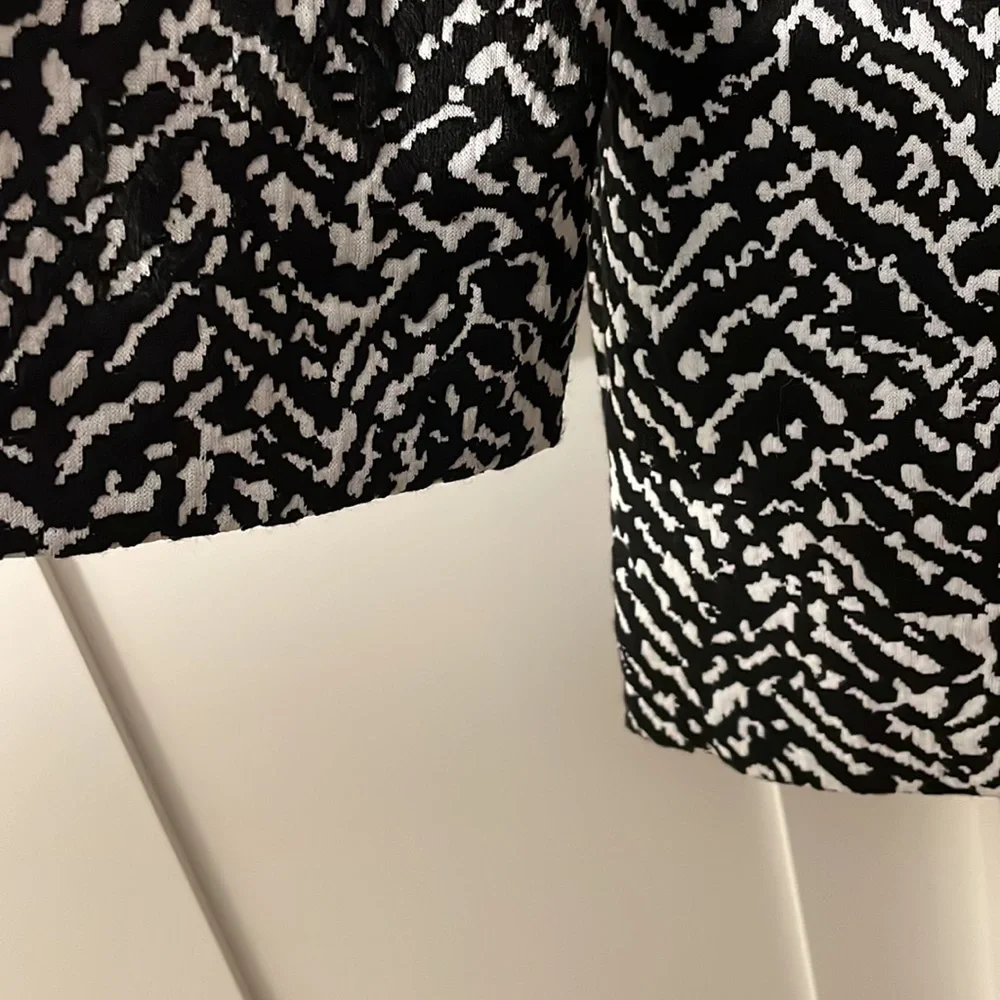 JM Collection Textured Jacket - Picture 3 of 3